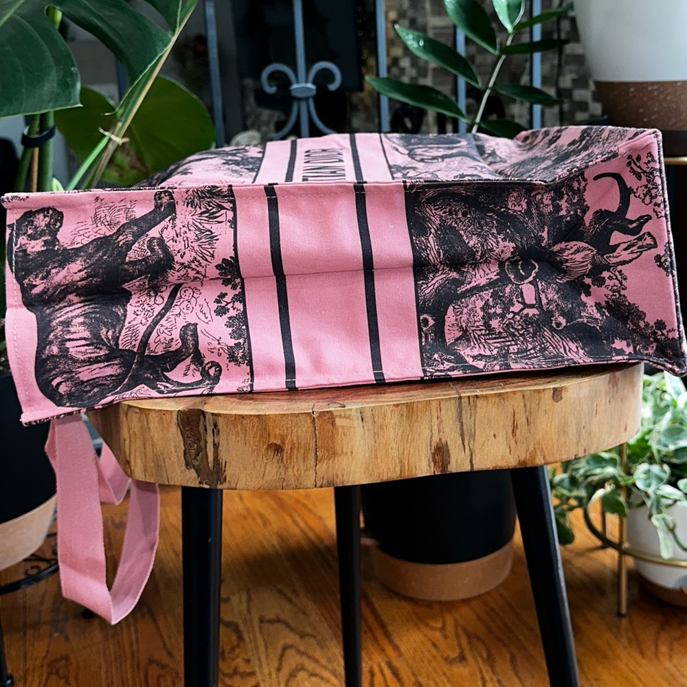 Christian Dior Dioriviera Pink Toile de Jouy Canvas Tote Bag GWP COA - Picture 9 of 13